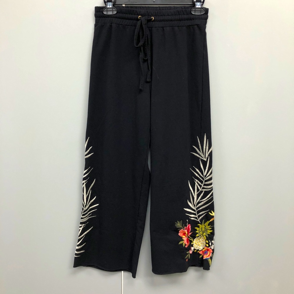 Johnny Was Nohea Cropped Embroidered Pants XS new w/ tags
